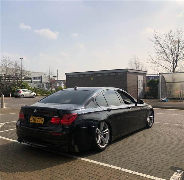 气囊减震器李洋分享宝马7系f02改装气动避震低趴效果案例