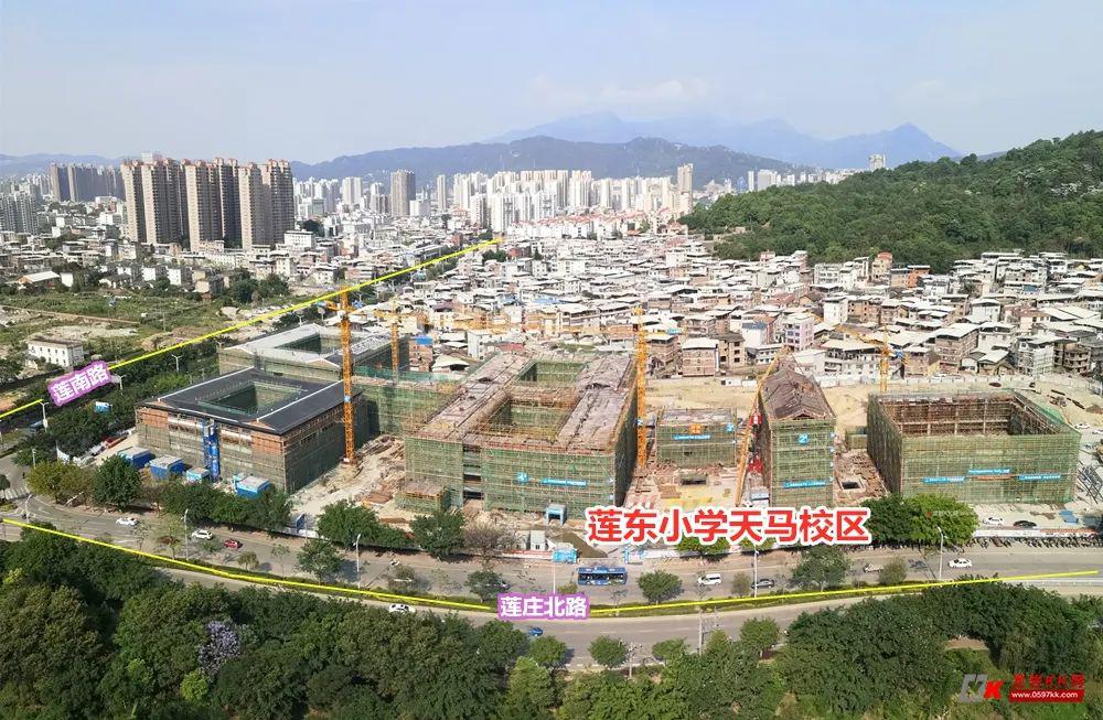 莲东小学天马校区进展颇为迅速外立面容颜初现