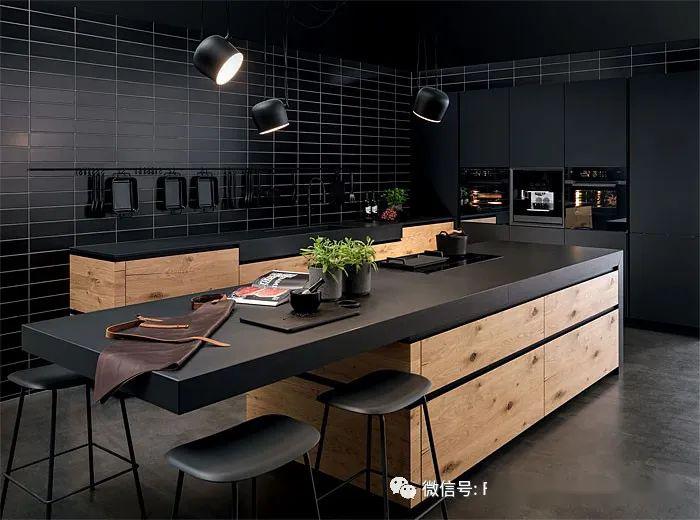 黑色橱柜"大型真香现场",这次装修不试试看吗?#fashion灵感#_厨房