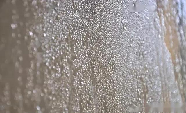 你家窗户结露吗?如何保证室内干爽,这一点尤为重要