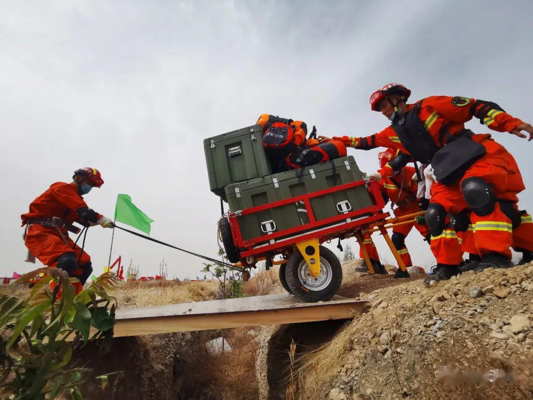 贺兰山202072小时跨区域地震救援实战演练震撼来袭