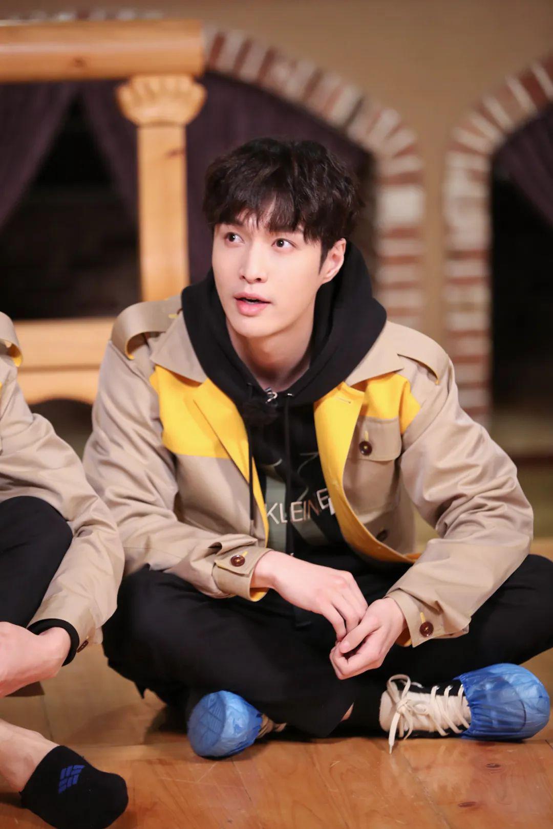 极限挑战6开启心愿之旅极挑团街头收心愿