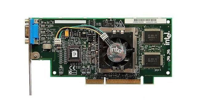 虽然之后intel还想继续自己的独立显卡梦,还一度雄心勃勃的宣布过代号
