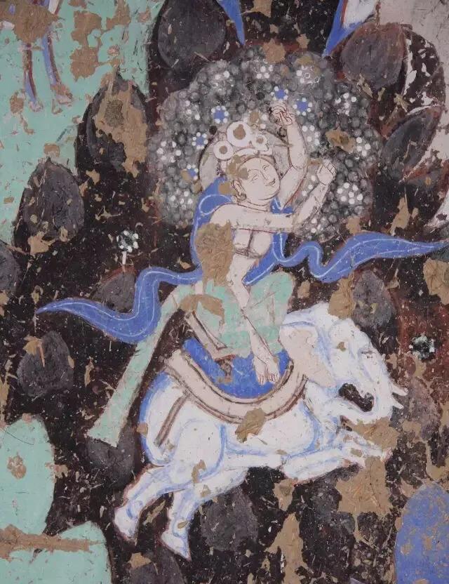 库木吐拉石窟……你将能看到原汁原味的犍陀罗,秣菟罗造像风格,以及