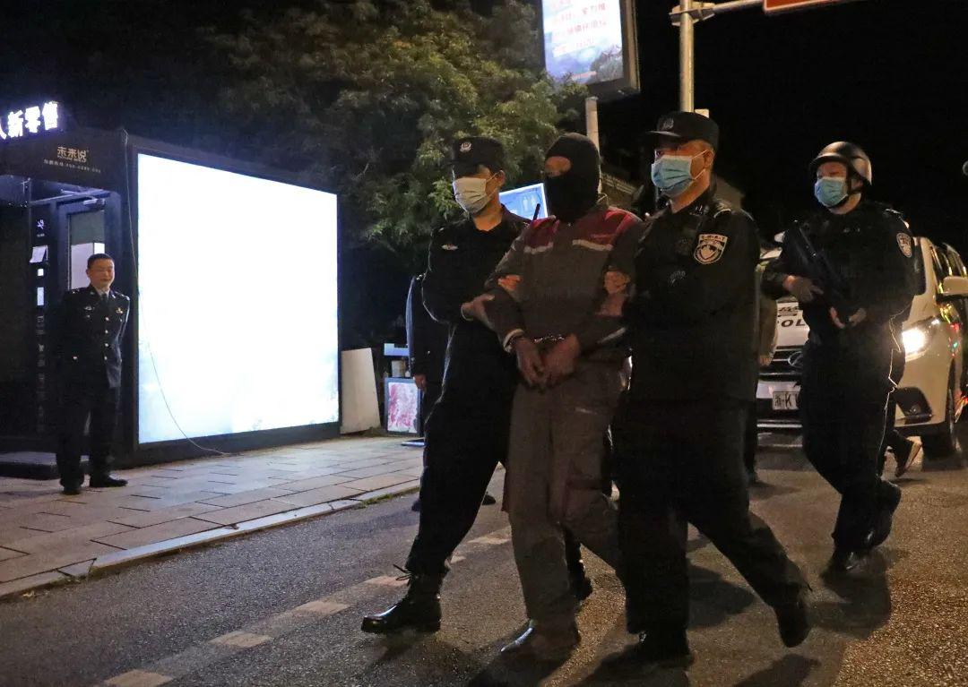 今年4月22日晚8时许,遂昌警方经历了7个多小时的长途疾驶,安全抵达