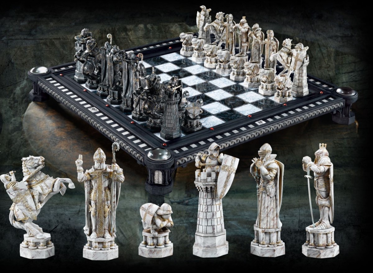 哈利在霍格沃兹的第一个圣诞节巫师棋的玩法