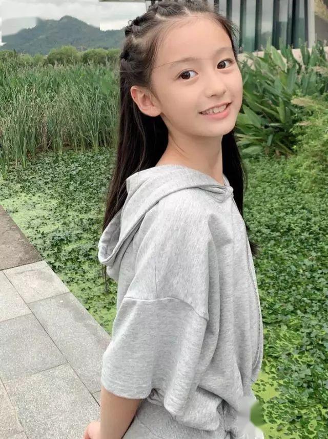 曾被王一博表白的女生現在成啥樣才9歲長成這樣子愛了