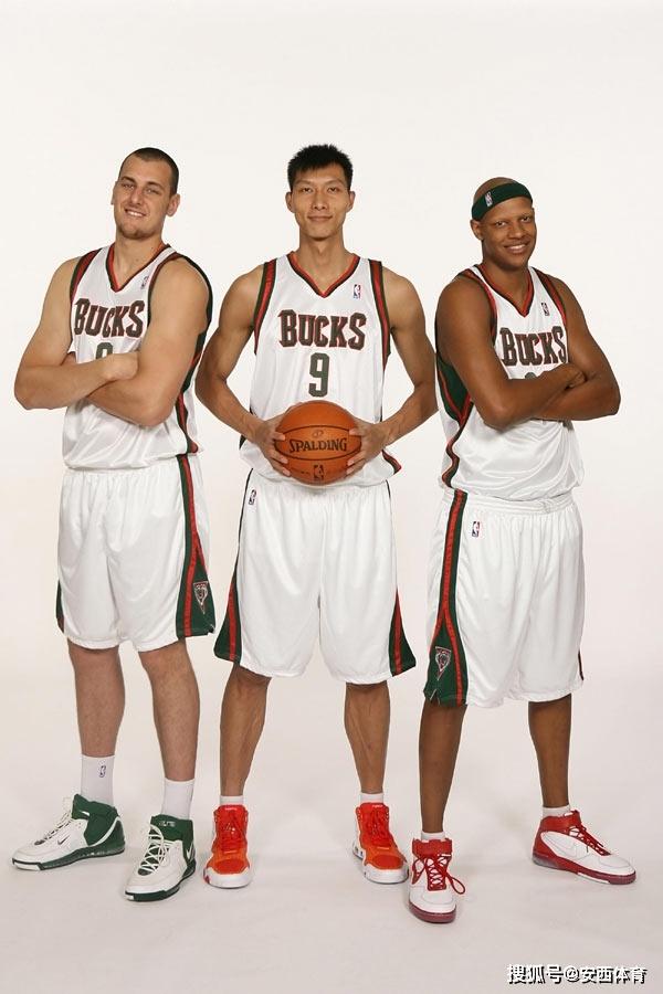 易建联前队友炮轰中国成全民公敌 勇士夺冠也无法救赎_博古特