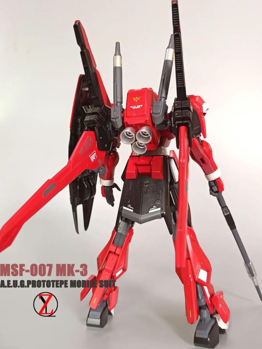 佳作工作室被忽悠成班党狗血机体感觉还挺香