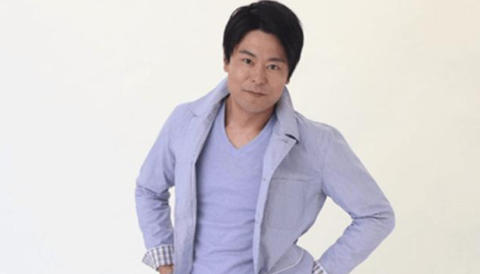 在2003年的《假面骑士555》和2011年的《假面骑士000》当中,影丸茂树