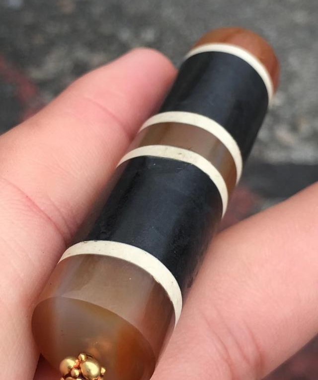 有人一眼能鉴定天珠真假是骗人还是真有本事附鉴定指南