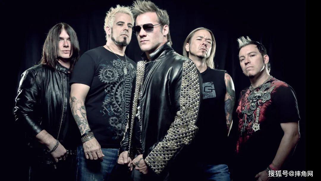 但几乎每次杰里科从wwe的荧幕中消失几乎都是去处理乐队的事