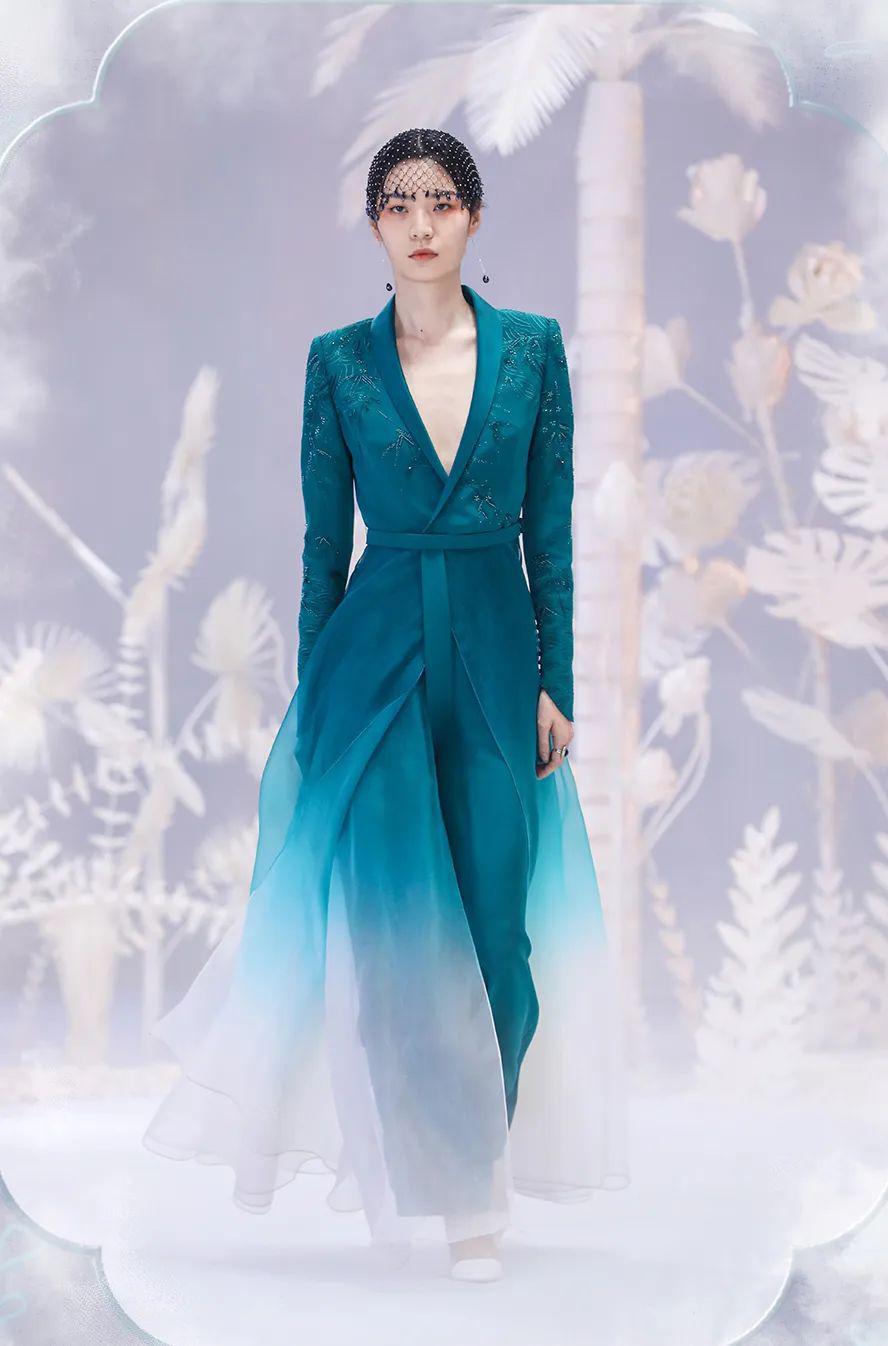 富含文化张力的中国风,盖娅传说·熊英2020aw若水时装秀