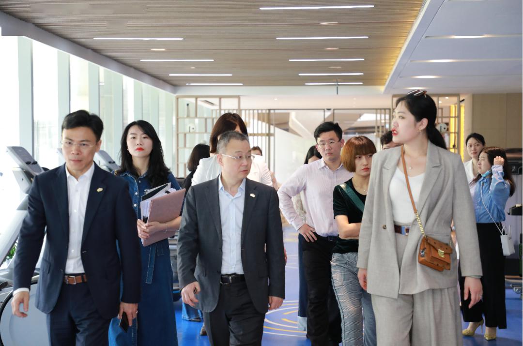 经理魏宪忠在湖南事业部视察调研的指导意见,绿地湖南事业部力争上游