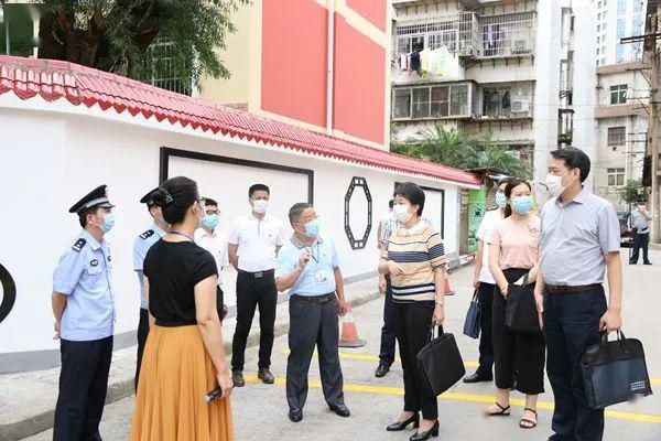 校园动态市教育局局长涂林瑢到三明市实验小学开展春季学期返校复学