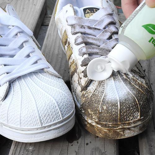 白鞋变脏清洗不干净,不要担心,教你一个清洗方法秒变新鞋