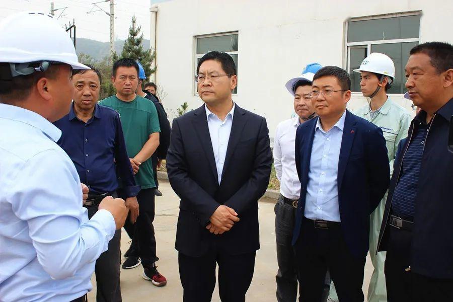 杨成林调研我市窟野河水污染防治工作
