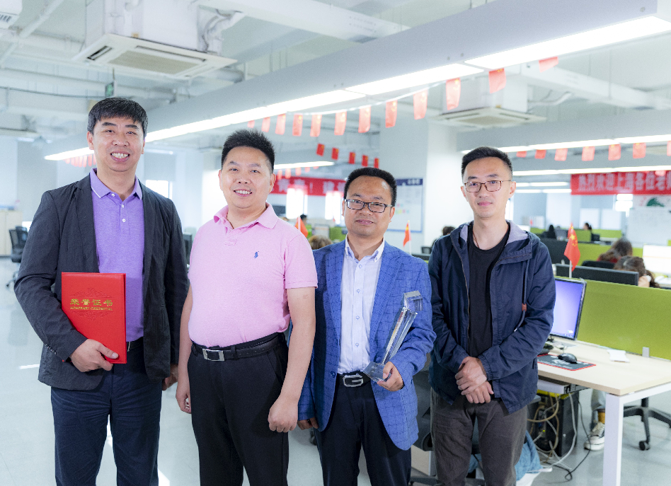 爱就投创始人徐文伟荣获"2019江都区十佳经济新闻人物"奖