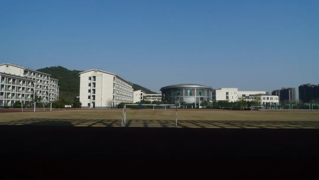 杭州第七中学转塘校区图片