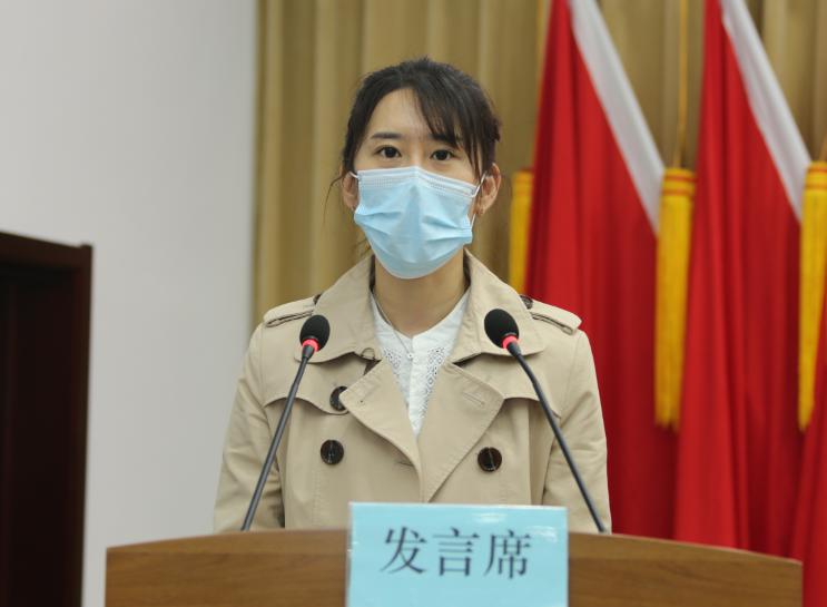 药品安全总监谢群英述职食品安全总监徐丽梅 述职离退休干部科科长陈