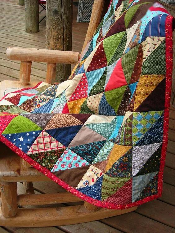 把碎布一块块的拼在一起竟比新花布还好看什么都能拼妙用多