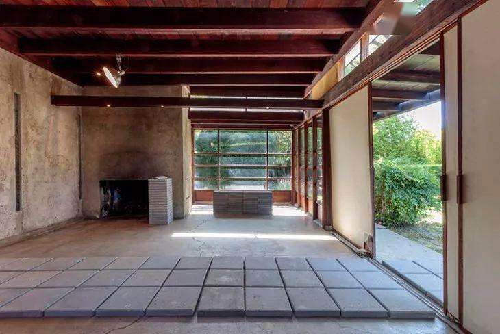 案例辛德勒自宅光线温度情绪