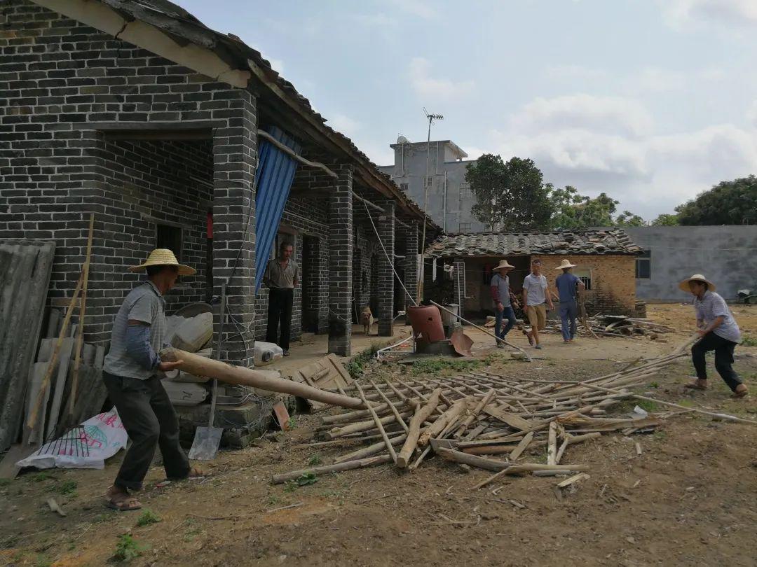 石康镇豹狸村打造示范村三清三拆显成效