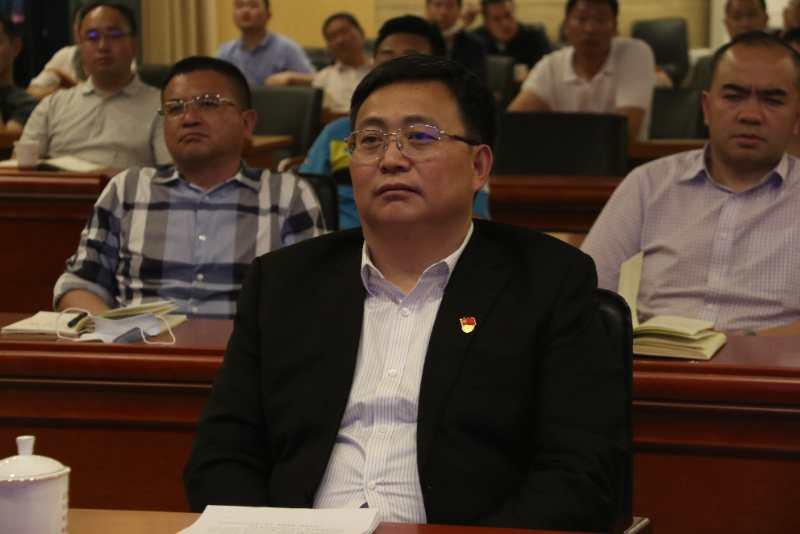 市政府机关集中收看警示教育片政治掮客苏洪波