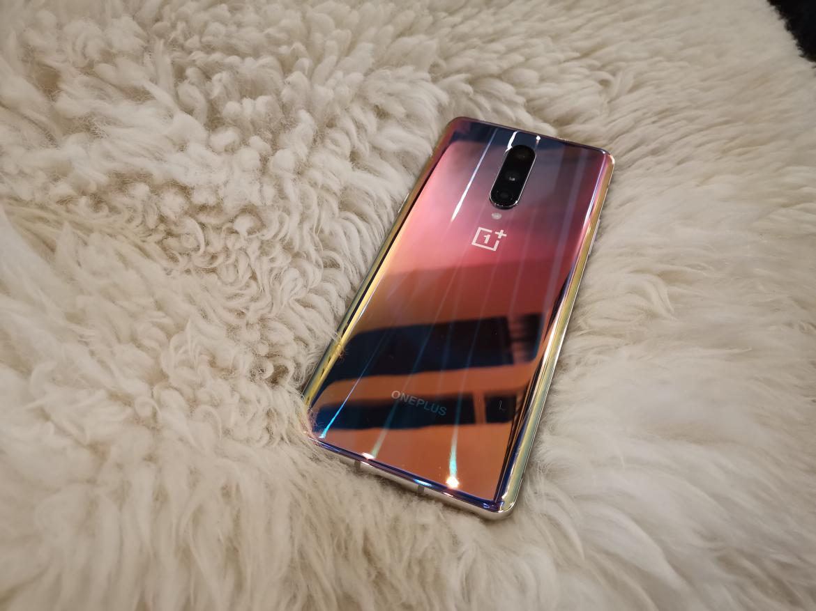 一加8银翼版没有词语能定义的颜色