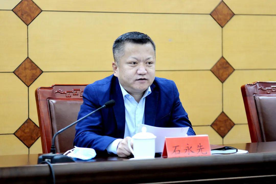 历下区区委常委,宣传部部长,教育工委书记王海清作为