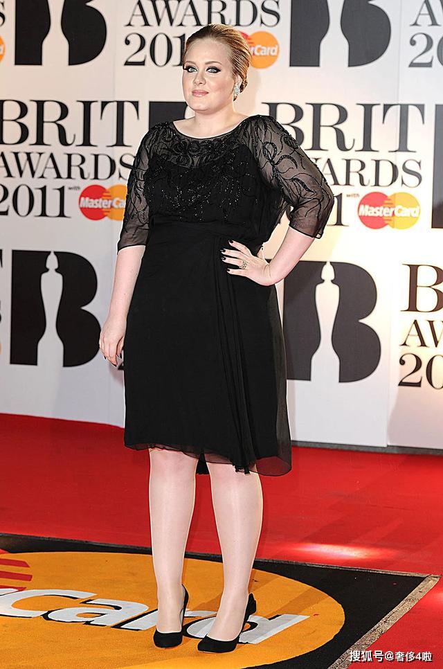 天后阿黛尔adele过去与今天的着装和造型变化钟爱黑色