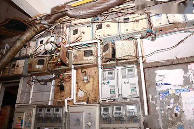 线路老化又惹火,警惕家中"隐蔽的杀手"._电线