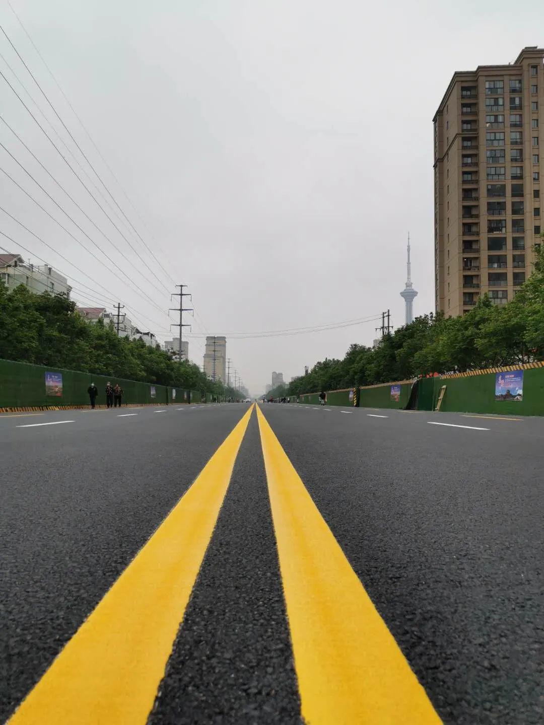 开封人黄河大街北段快车道通车啦