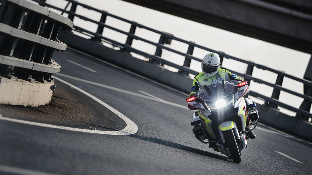 "渣男"无罪,国产超级大排春风1250民用版太香