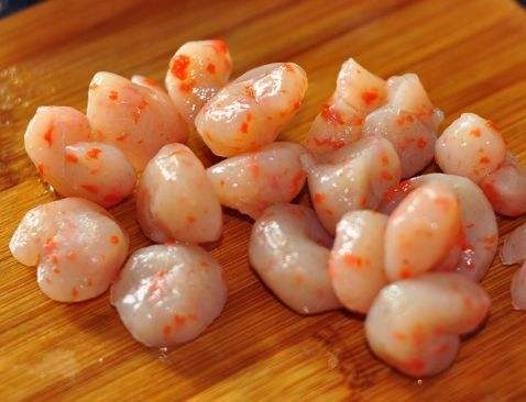 下面发几张人造肉素鱼,素鸭,素鸡,素肉,素腊肠,素鲍鱼,素海参,素虾仁