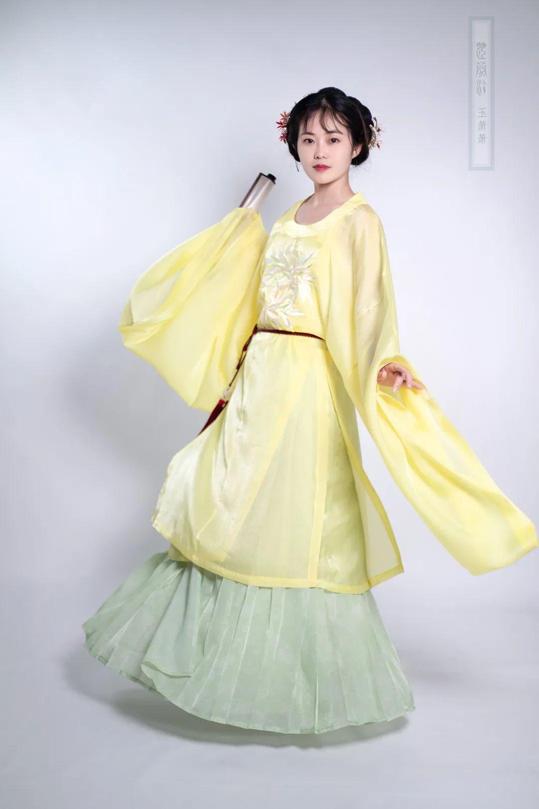 【图透】宋圆领染清香/玉萧萧 版型图