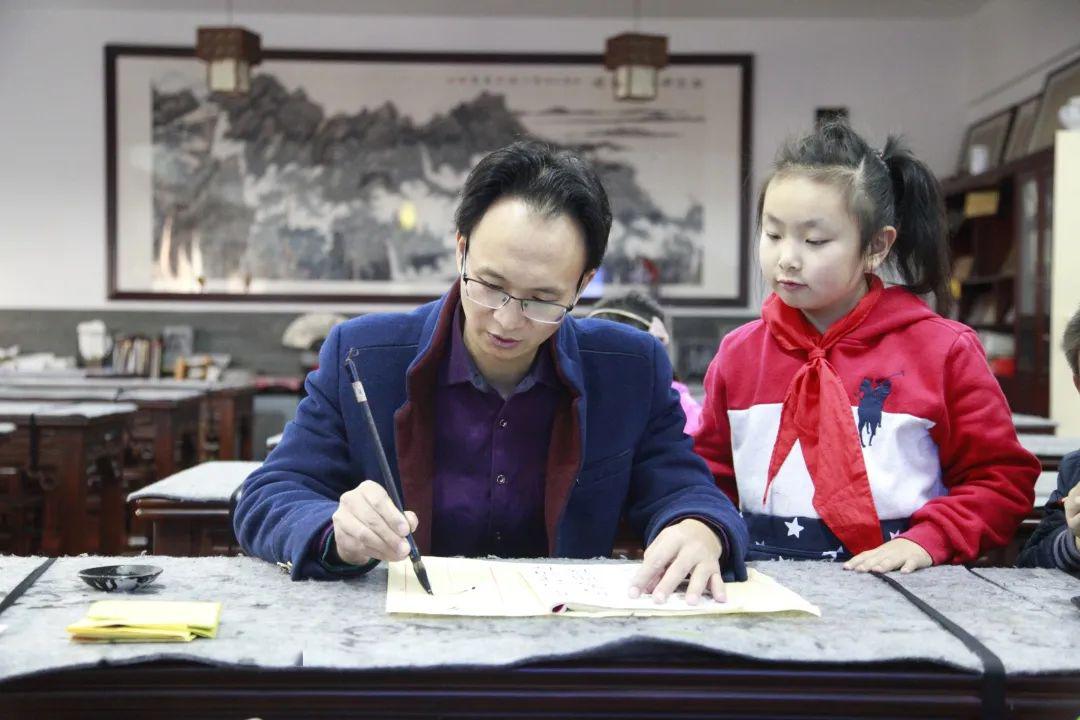 张春惠《灵飞经临摹》 郑小玲作为省书法特色学校,书法是刘海粟小学