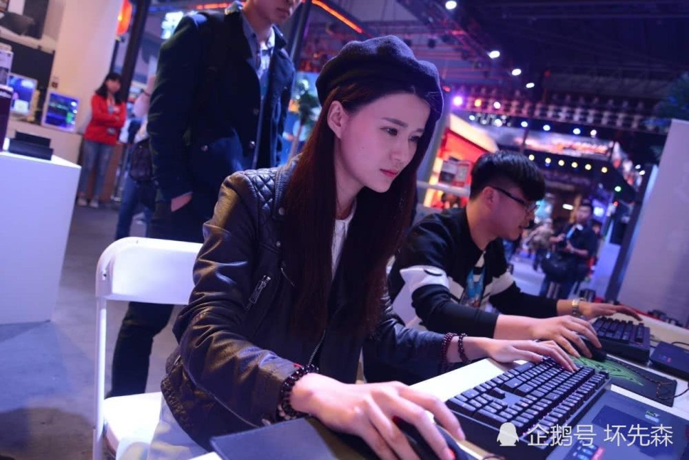 电竞融梗剧《你微笑时好美》原型故事,苏小妍已离开lpl