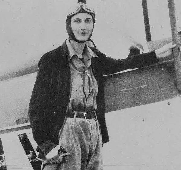 柏瑞尔马卡姆丨身为女性我竟敢追求自由