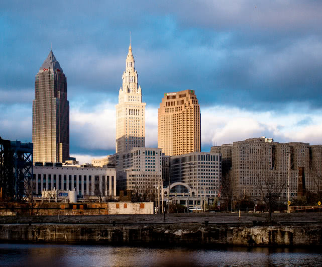 原创克利夫兰由辉煌走向衰落至今保持着复古破旧的城建