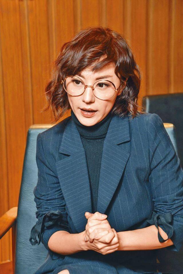 原创姐姐刘心悠美得很有味道这才是我心里的港风美人