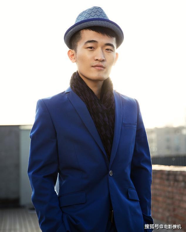 斌子(陈兵)斌子的戏路一直都是硬汉形象,在剧中饰演傻大个吸铁石,受到