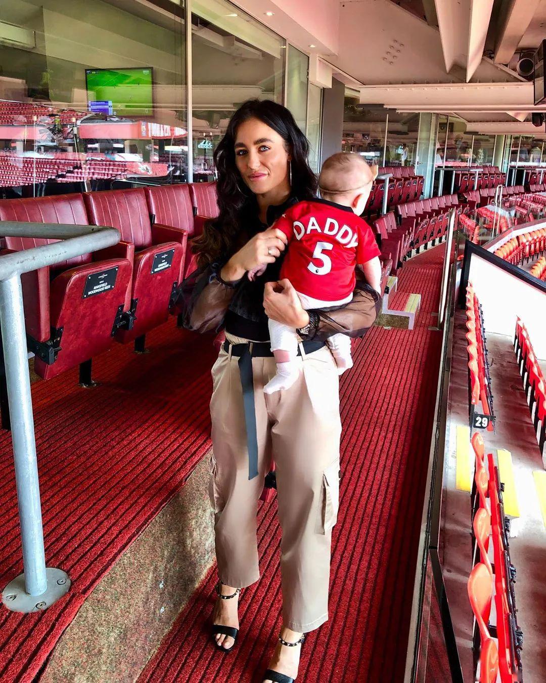 再迎爱女,马奎尔走上人生巅峰!_里奥·费迪南德