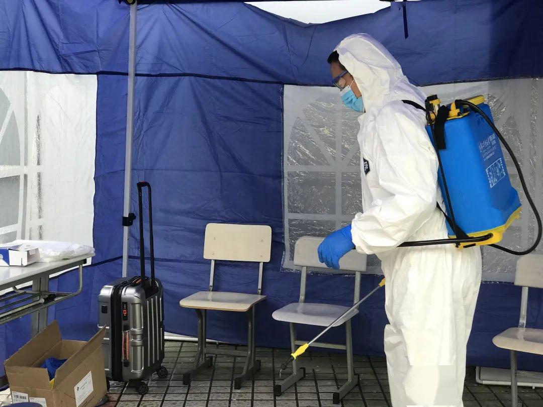 防控共行现场直击上商组织开展防疫演练