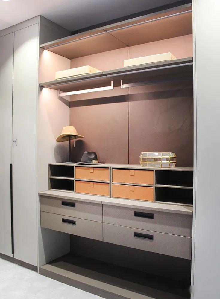 热烈祝贺桔家衣柜海田精品馆店隆重试业桔家唯爱定制为更好生活的你