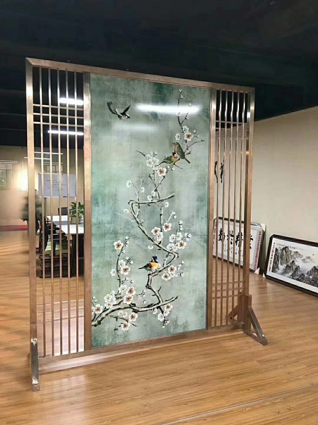 现代中式不锈钢屏风效果怎么样