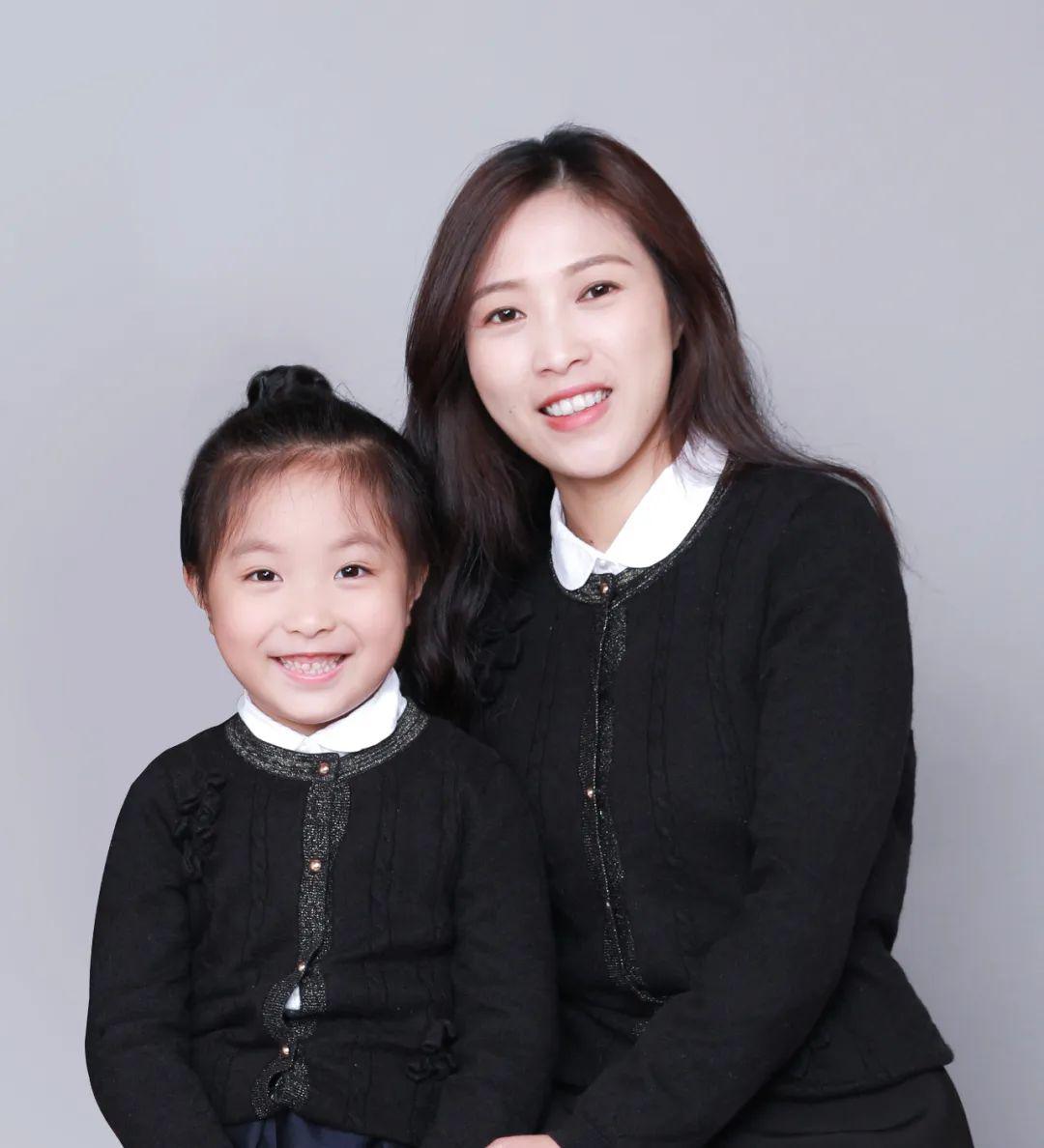母亲 郭莉莉/东方学院■女儿林语童/温州大学附属第一实验小学一