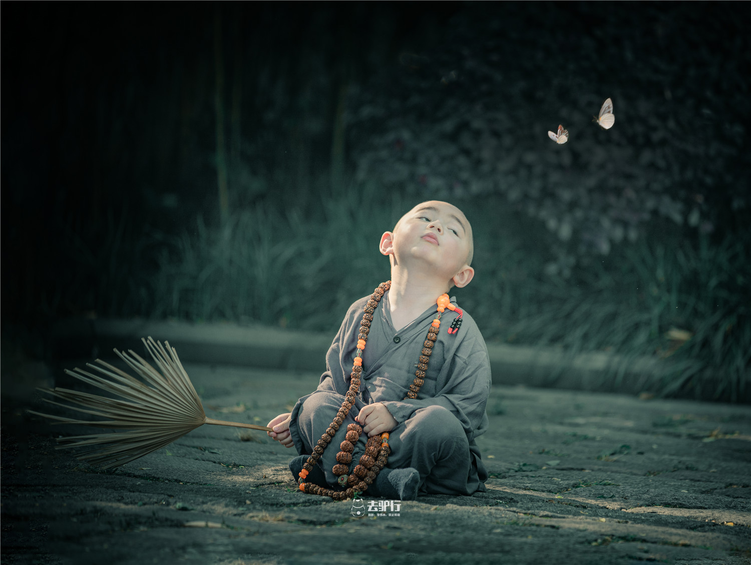 苏州这个"小和尚",在姑苏北寺塔下,萌翻了路人游客