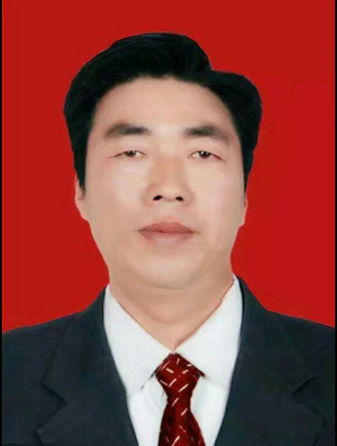 作者介绍:薛昊霖,网名:远方,男,文学专科函授学历,汝州市临汝镇人