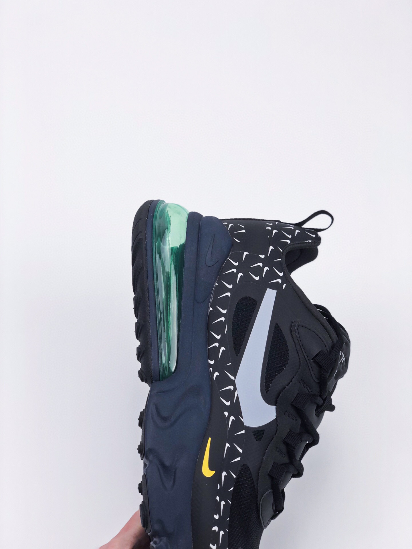 耐克迷你钩nikereactairmax270v2半掌气垫跑步鞋